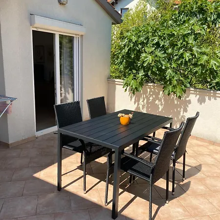 Apartment Tena With Private Parking *
