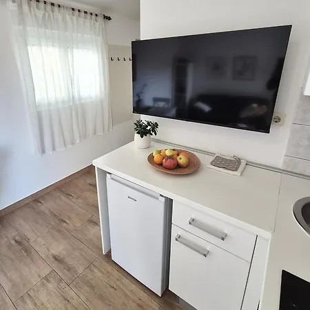 Tena With Private Parking Lägenhet *