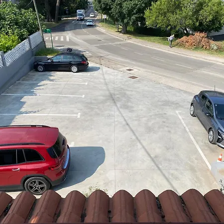 Lägenhet Tena With Private Parking *