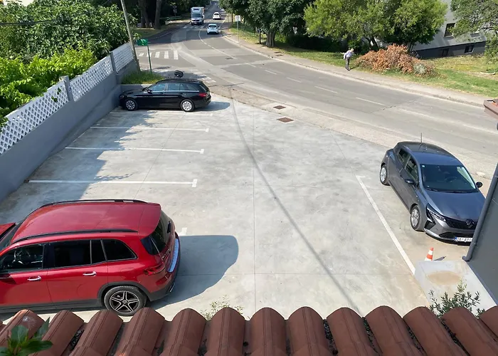 아파트 Tena With Private Parking *