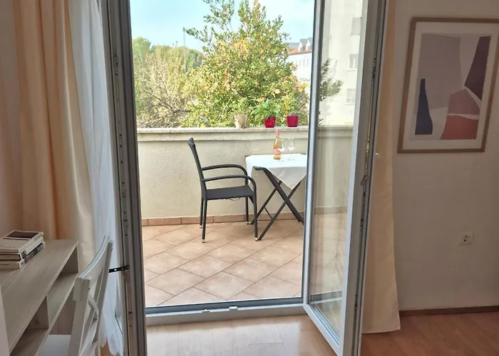 Tena With Private Parking Daire Pula