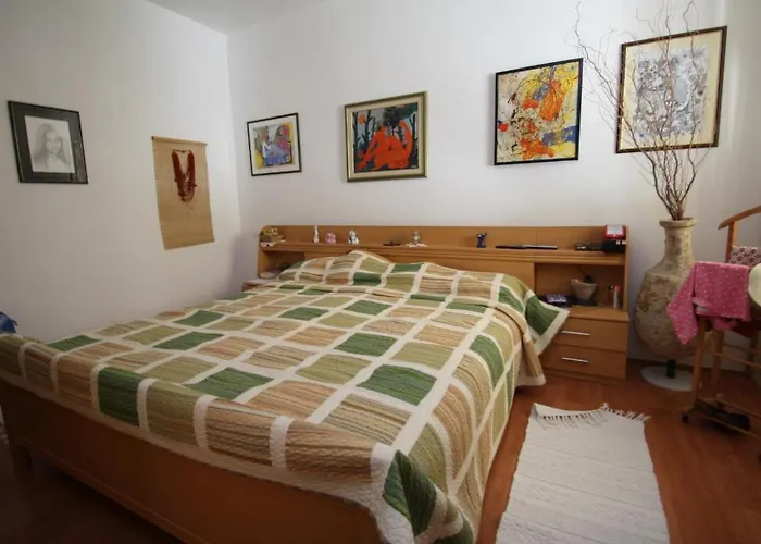 Tena With Private Parking Daire Pula