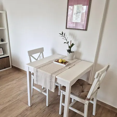 アパート Tena With Private Parking *