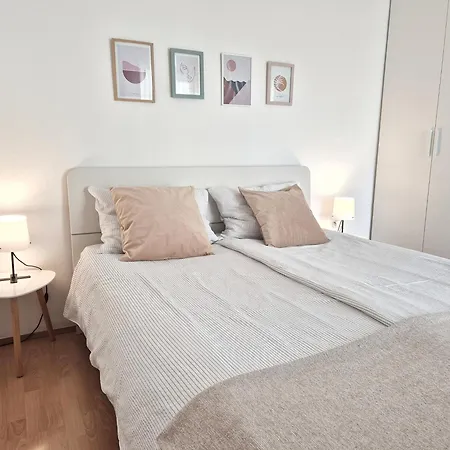 Tena With Private Parking * プーラ