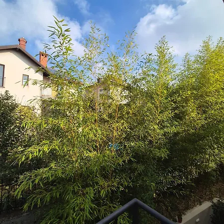 Tena With Private Parking プーラ